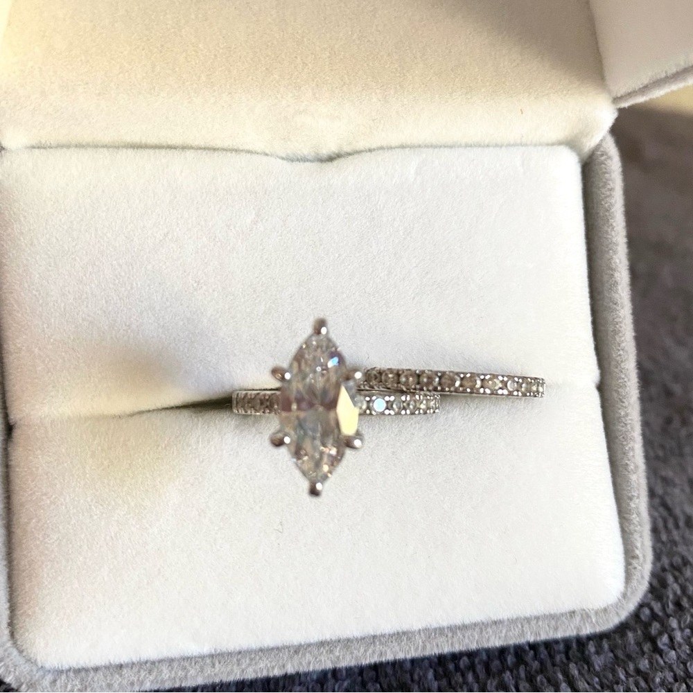 Marquis cut fashion jewelry ring with matching wedding band cubic zirconia